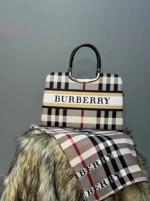 ست کیف و شال Burberry