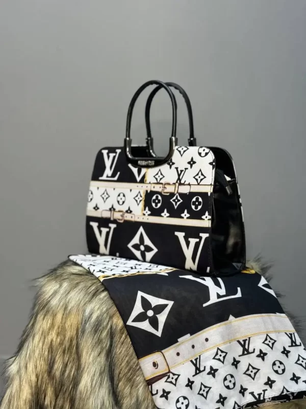 ست کیف و شال Louis Vuitton