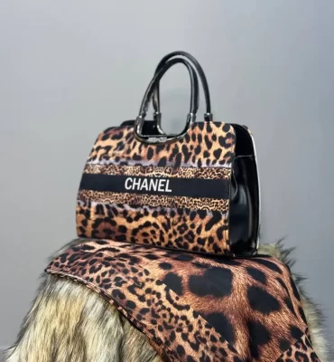 ست کیف و شال Chanel